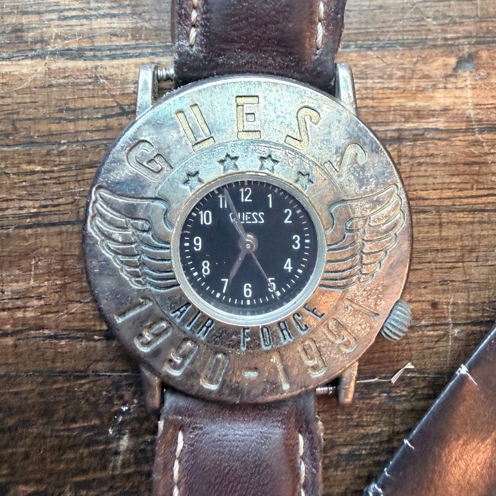 Vintage‎ Guess Air Force 1990 Winged Leather Vintage 90s Original Papers Package